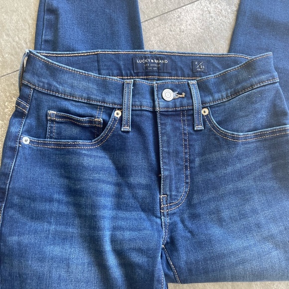 Lucky Brand Mid Rise Ava Skinny Jeans - Picture 4 of 9